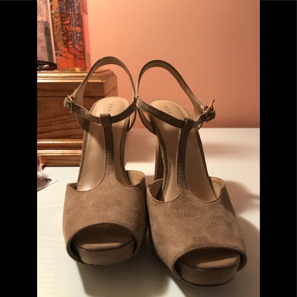 Tan 2 1/2 in heels